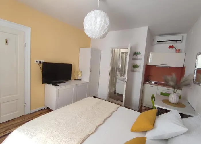 Apartment Old Town With Parking Pag Town