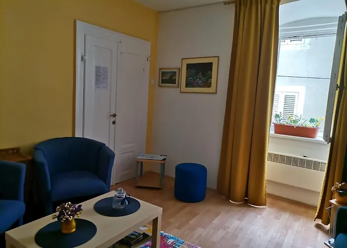 Old Town With Parking 公寓 *