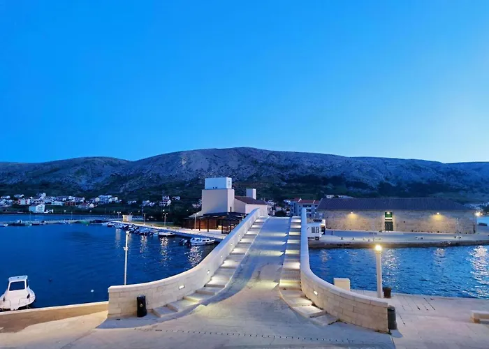 公寓 Old Town With Parking 帕格